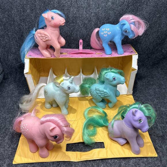 Vintage 1983 My Little Pony Carry Case with 6 G1 Ponies Hasbro HTF Hong Kong MLP - Picture 1 of 16
